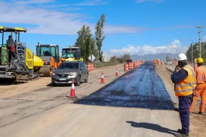 Mendoza: pavimentan el tramo final de la RP 82 y arrancan obras en la nueva Ruta Provincial 35