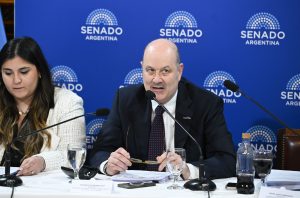 El Congreso debate la creación de sociedades operadas por inteligencia artificial sin intervención humana